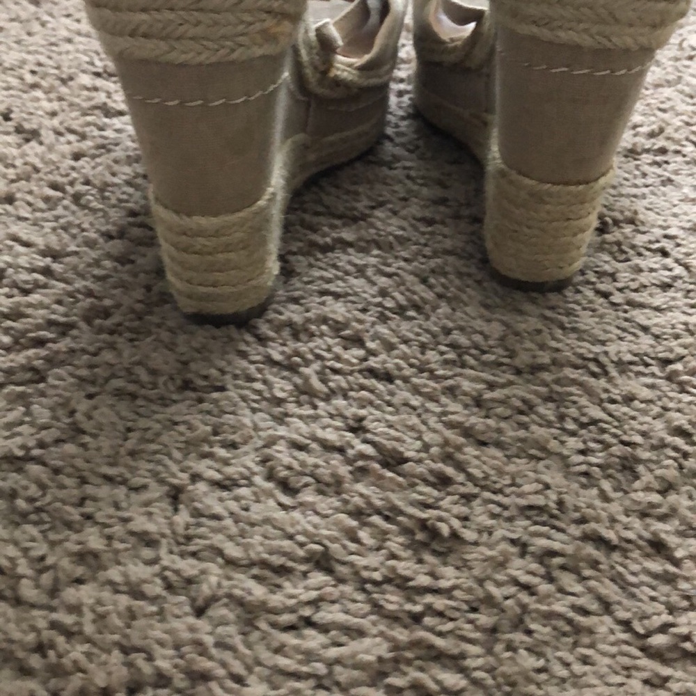Nine West Wedges - Picture 3 of 3